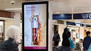 法国巴黎戴高乐机场/奥利机场出发区域电子屏广告