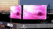 波兰华沙万豪酒店双面电子屏广告牌